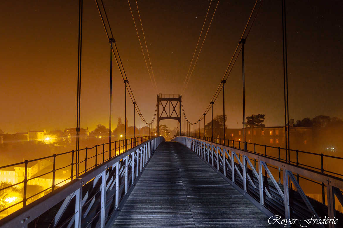 pont  de nuit