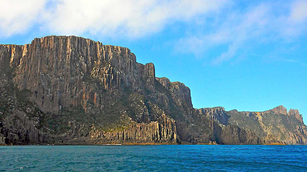 Les falaises de la Péninsule Tasman