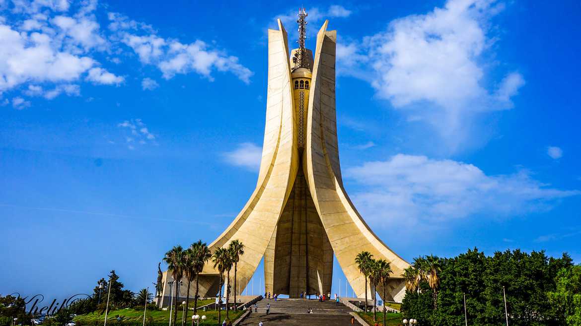 Alger Monument aux Morts