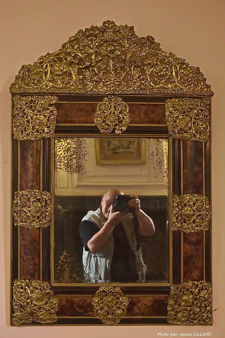 Le miroir de la Baronne