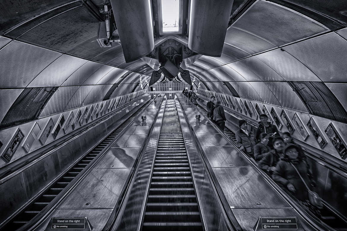 escalator N&B