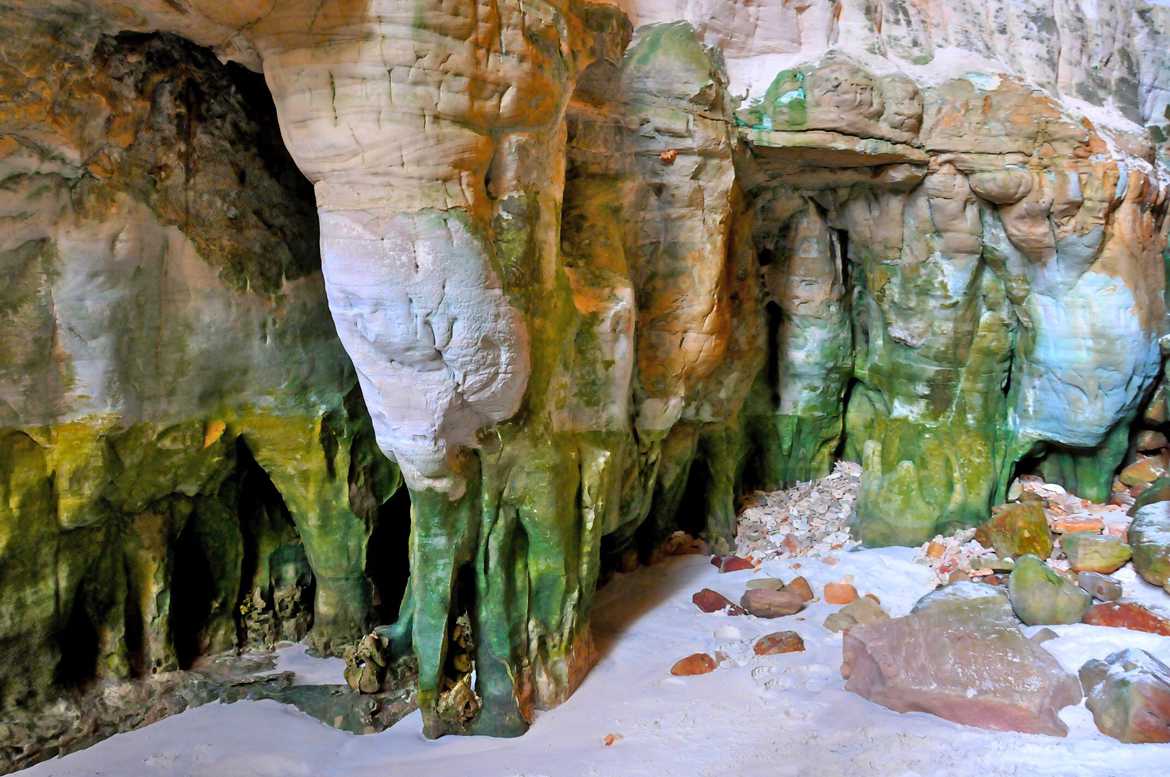 L'interieur de la grotte