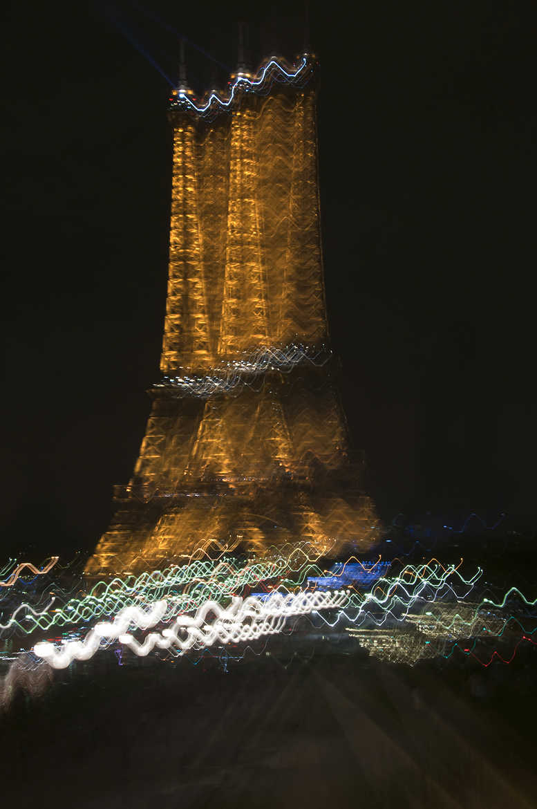 La Tour Eiffel ivre