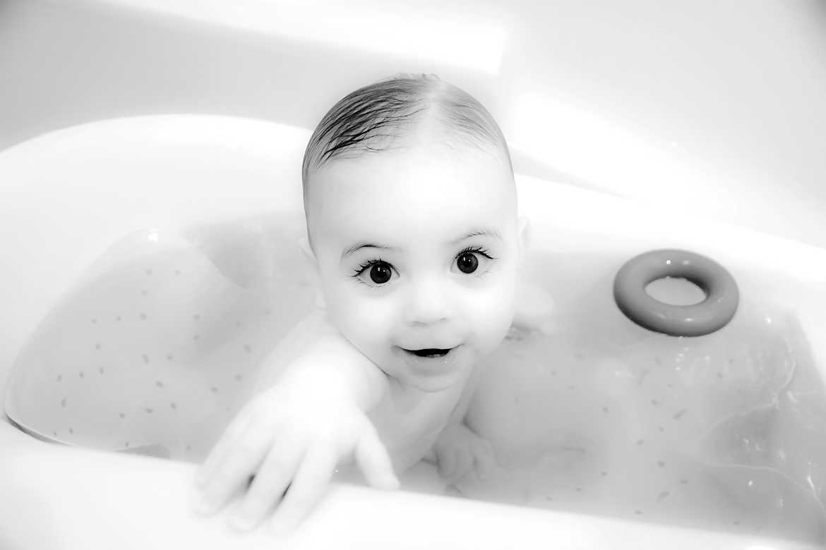 Louis au bain.