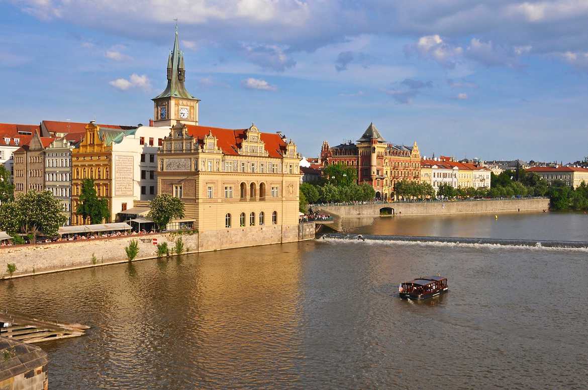 Vue de Prague depuis le pont Charles