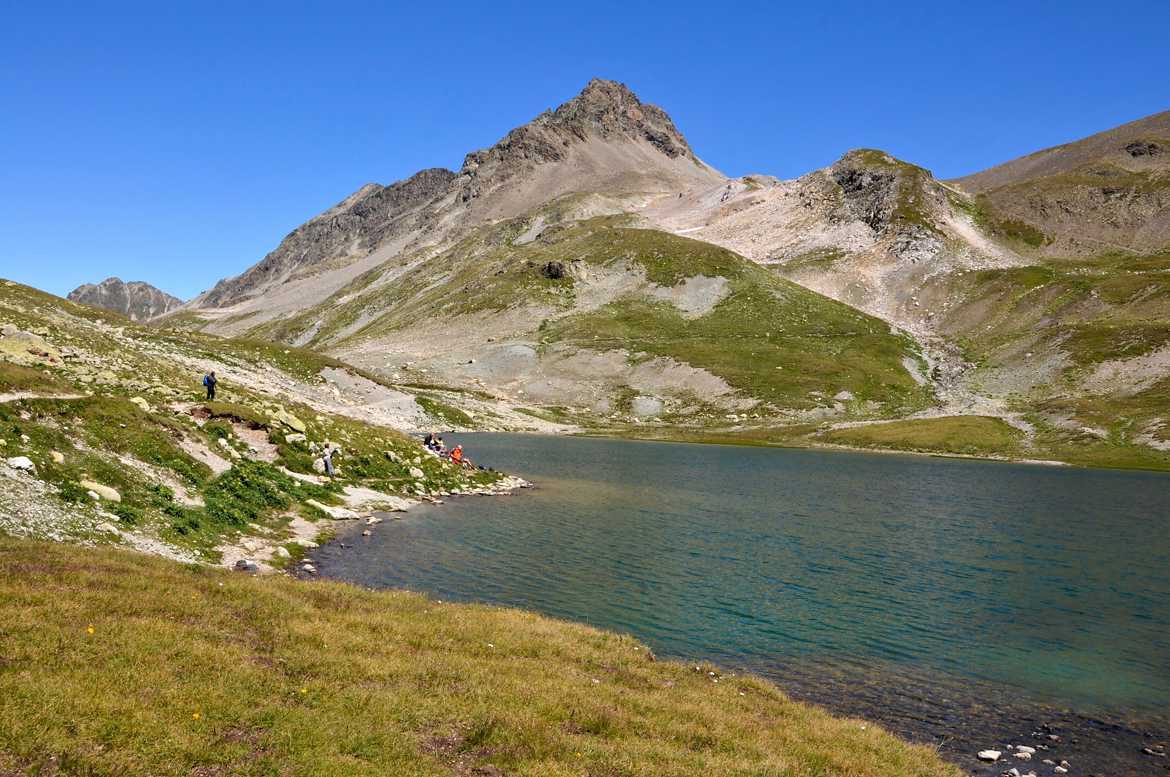 Picnic au bord du lac Suvretta