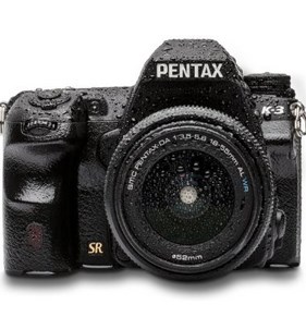 Reflex Pentax K-3 + Kit Objectif 2.4-35 mm (avec ODR 80€) 719€ @ Amazon
