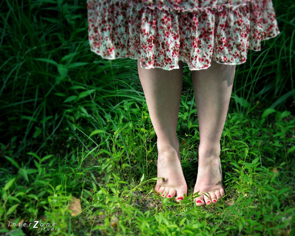 Les pieds dans l'herbe