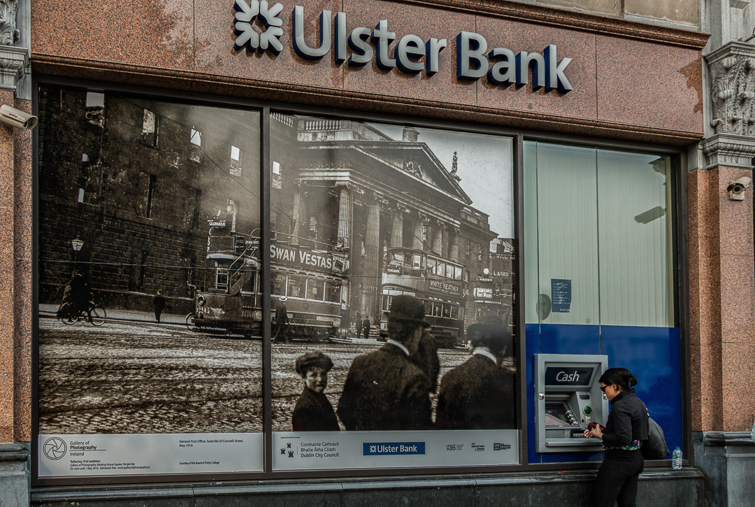 Vitrine Banque à DUBLIN