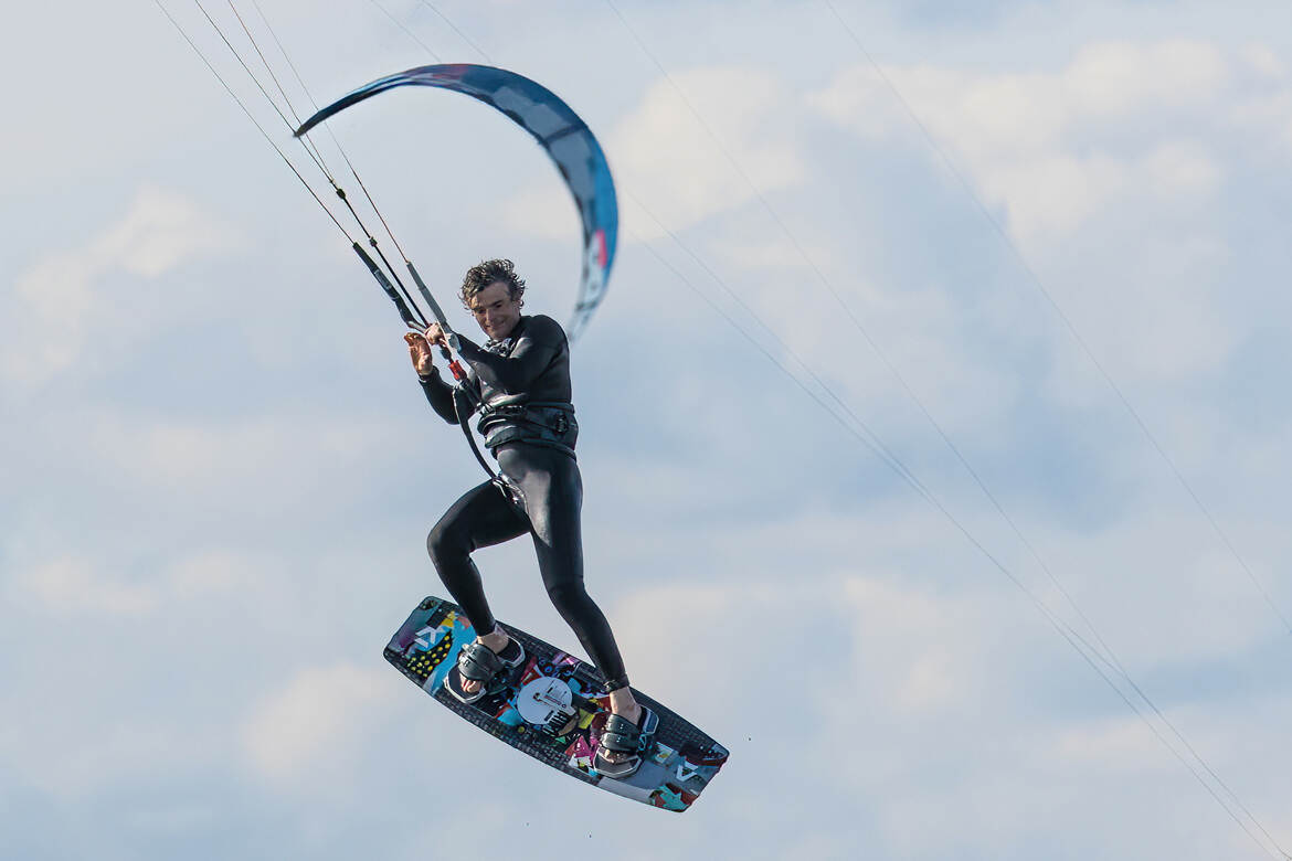 Kitesurfer