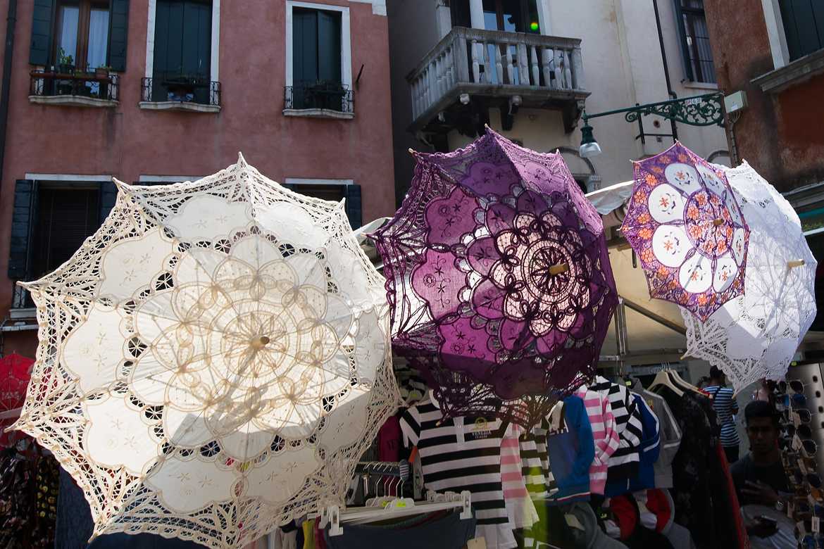 Ombrelles à Venise