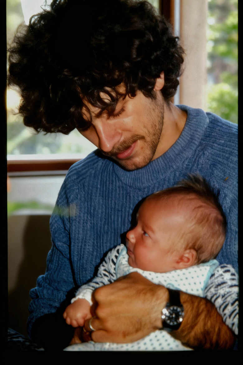 Papa et son fils bébé