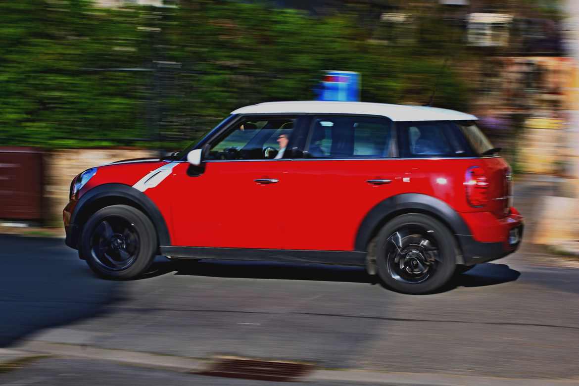 la voiture rouge