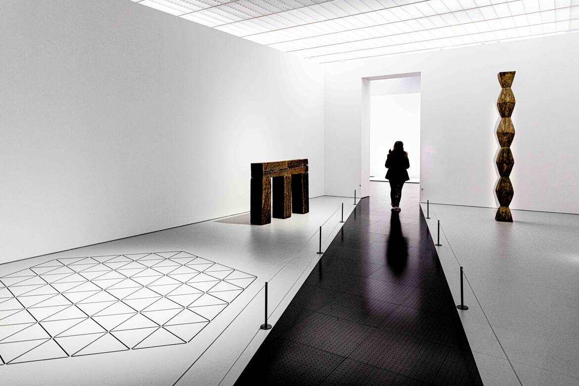 pictures at an exhibition