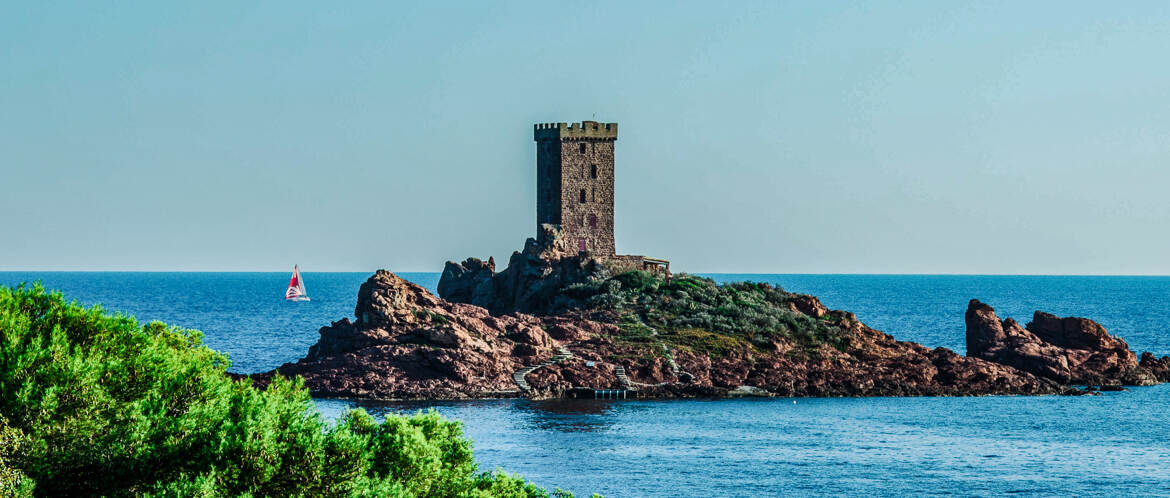 L' île Noir et Tintin