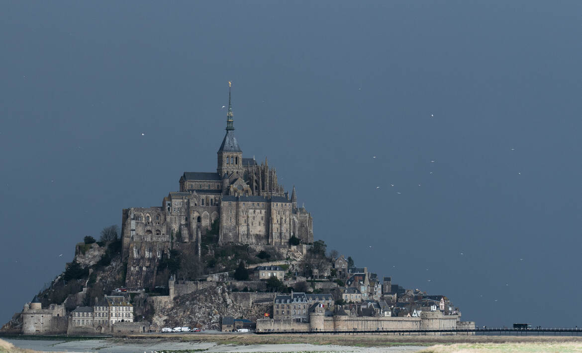 le mont avant l'averse