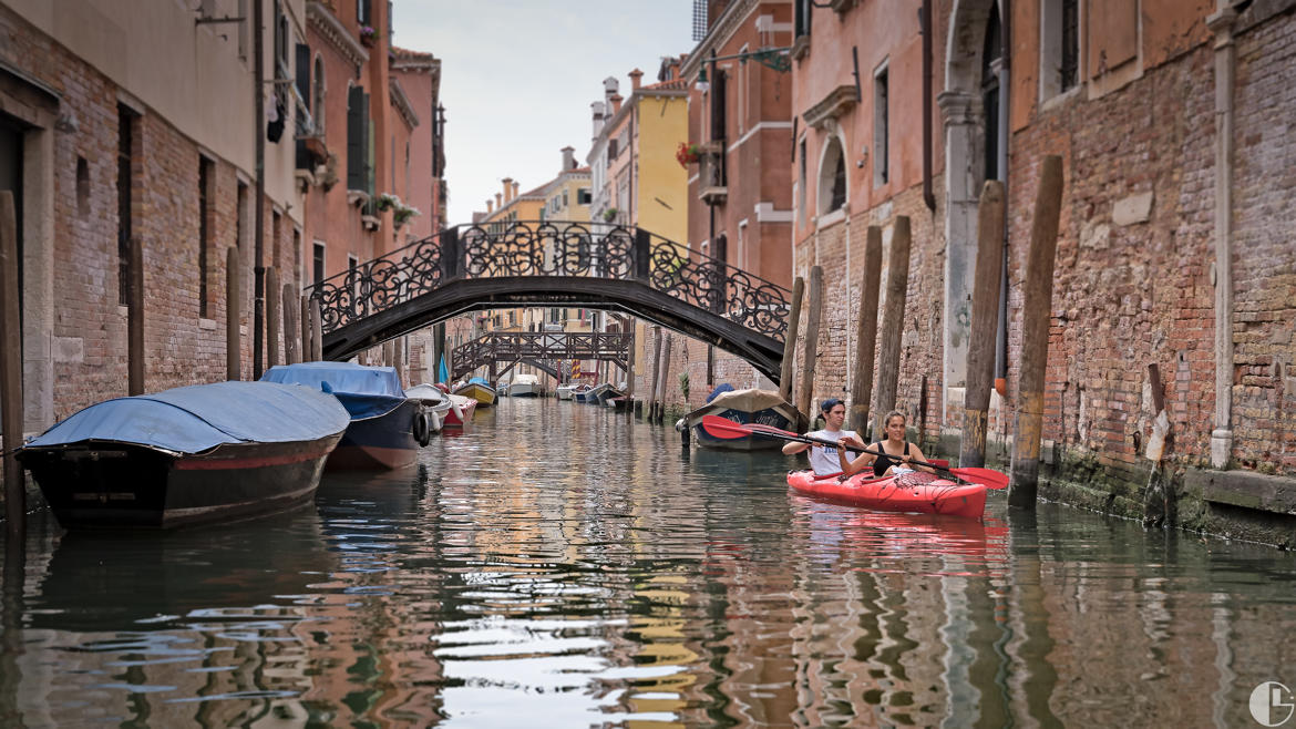 Canoter sous les ponts...