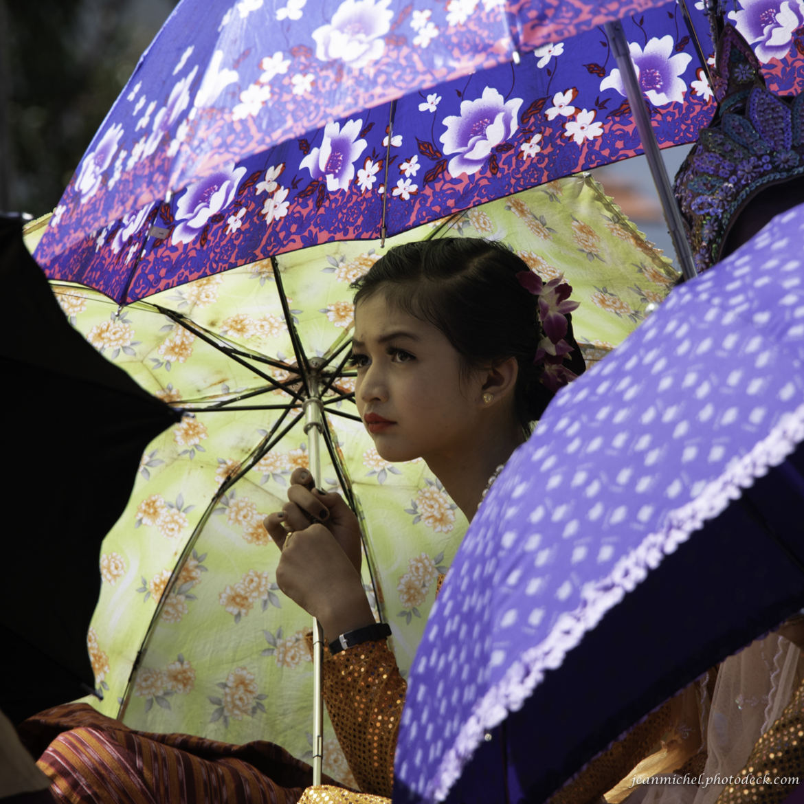 La jeune fille au parapluie