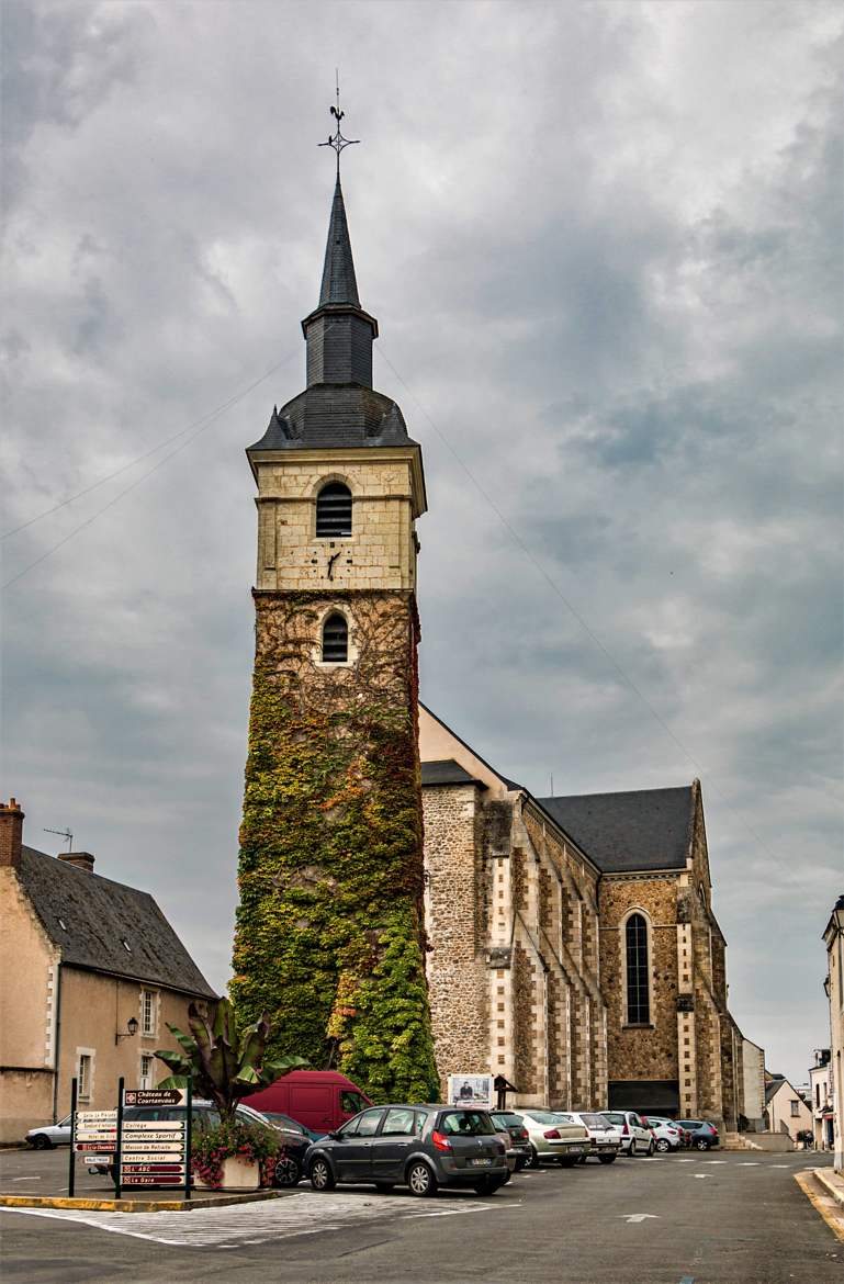 Tour clocher datée 1529 de l'ancienne église