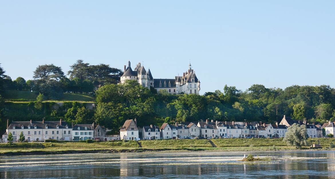 Château et village couleur