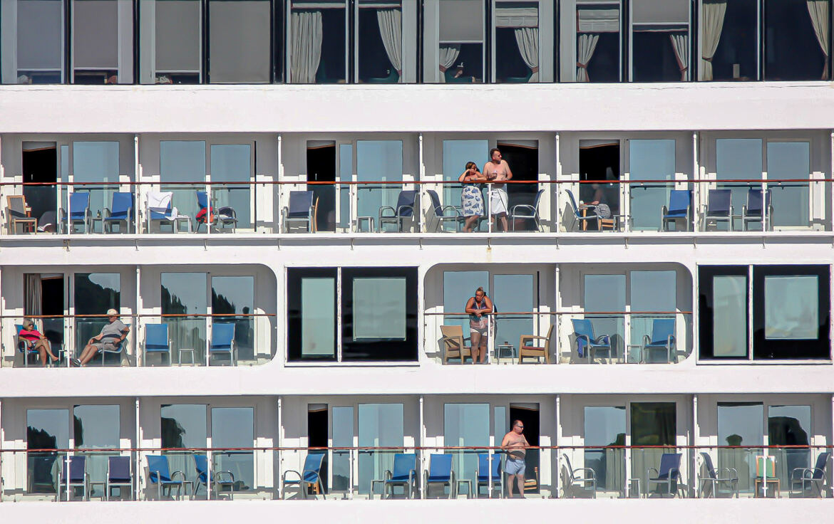 lignes droites, carrés, rectangles, touristes...