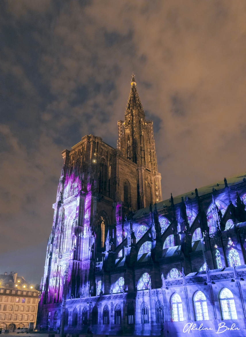 Jeux de lumières sur la Cathédral de Strasbourg