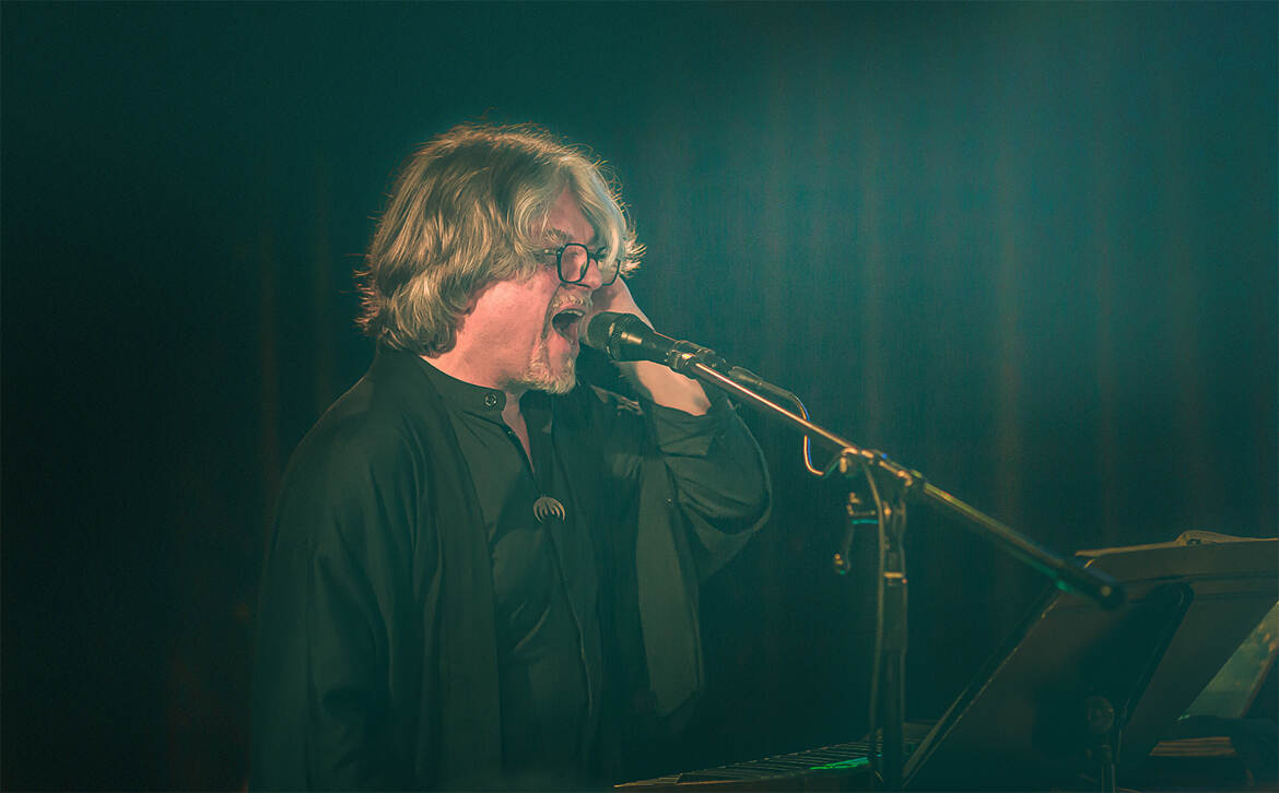 Magma au Triton V...