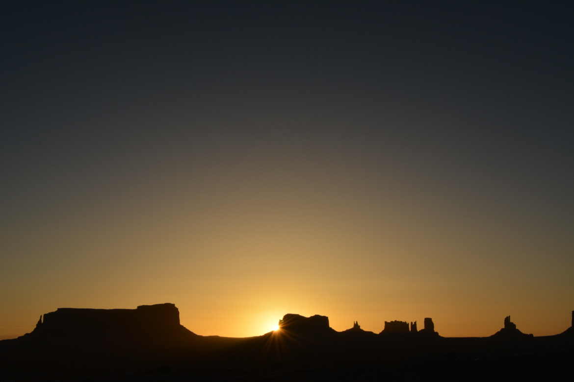 Coucher de soleil sur Monument Valley