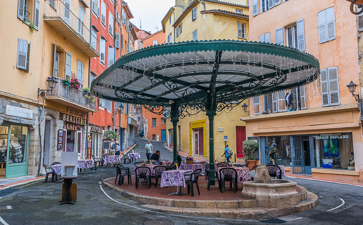 Place de la Poissonnerie