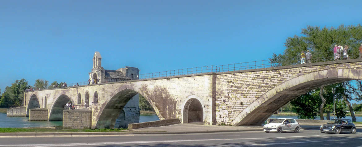 Le pont d' Avignon