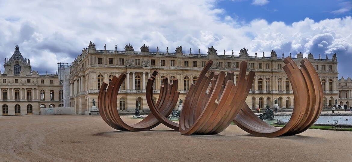 Versailles