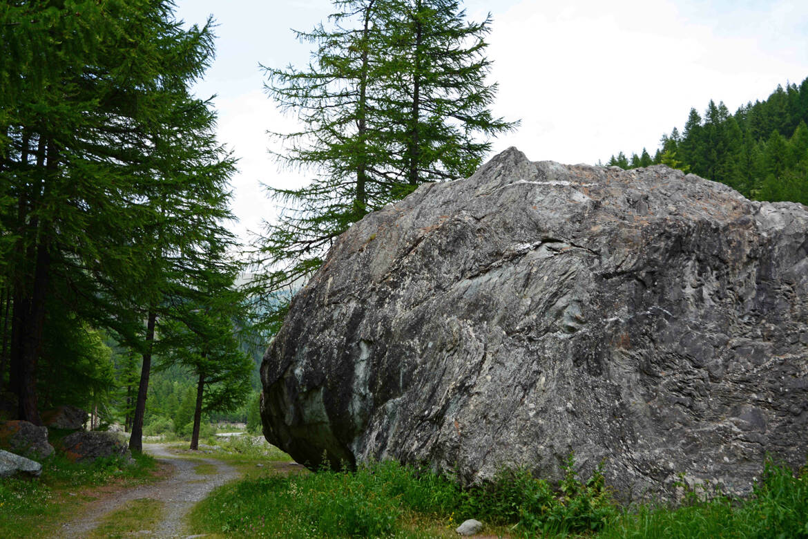 Sentier des roches écroulées