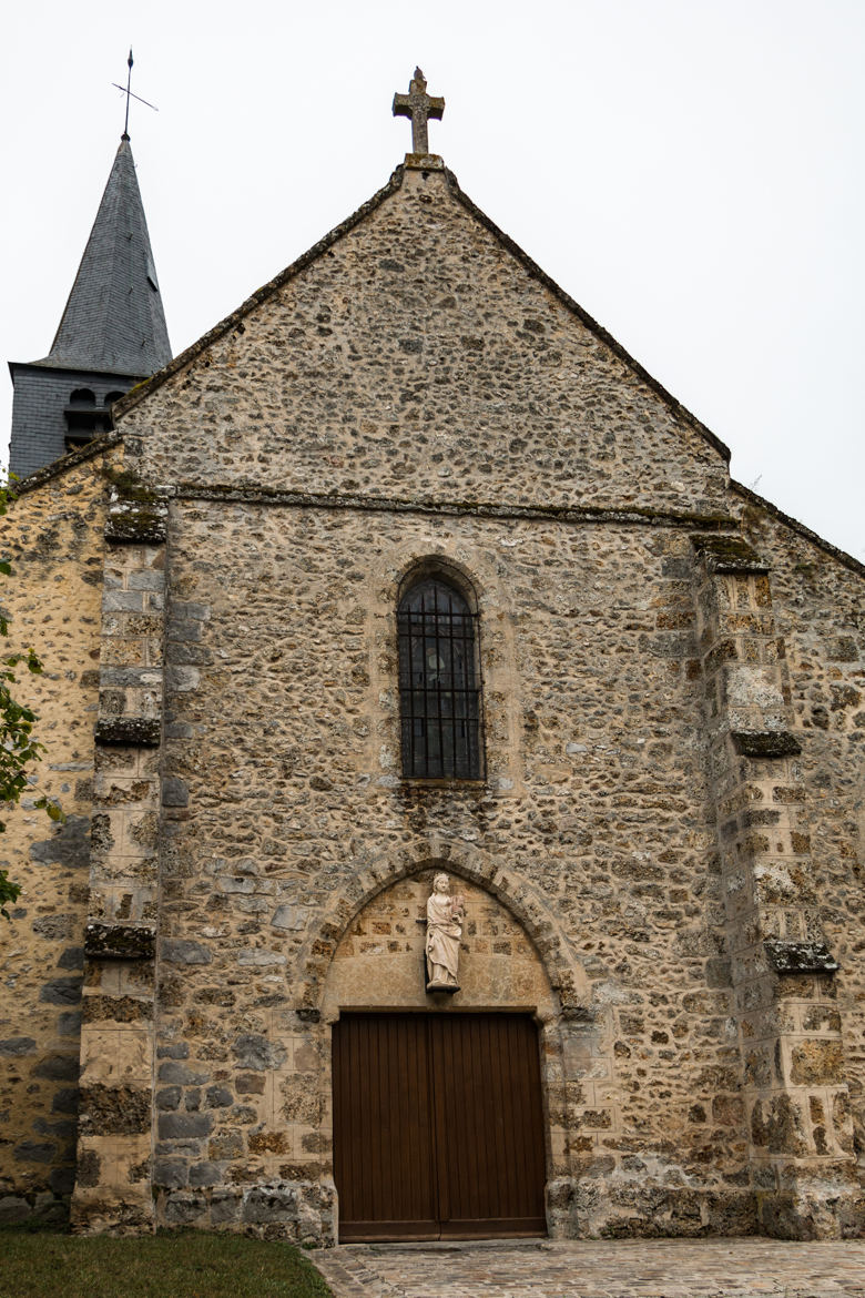 façade église de Senlisse