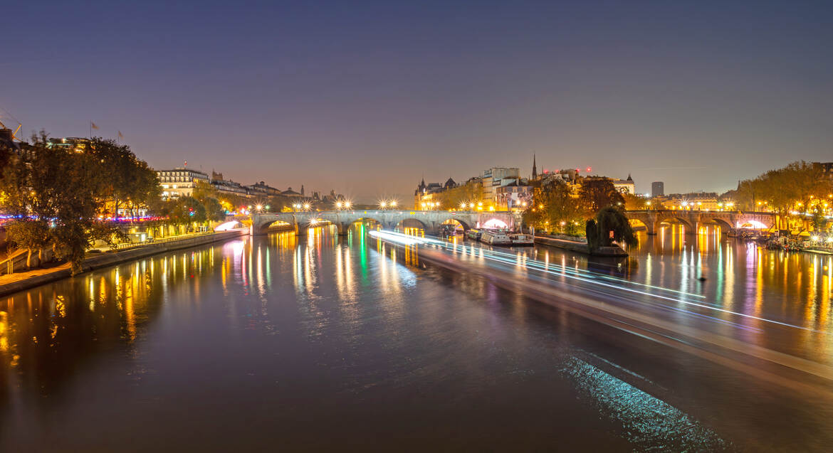 Reflets Parisiens .....