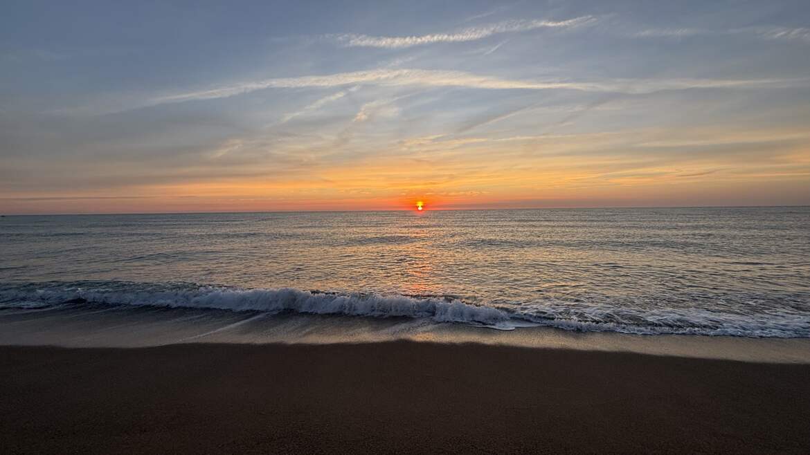 Le soleil se lève sur la Méditerranée