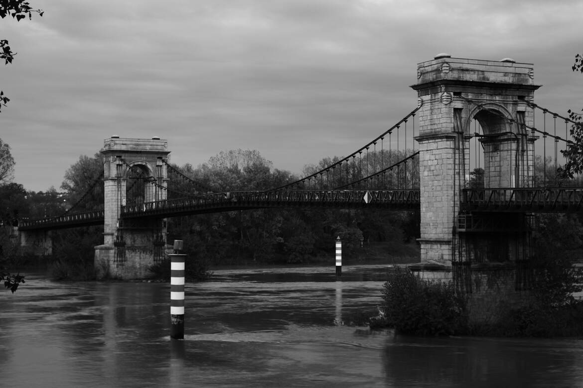 Enjamber le Rhône