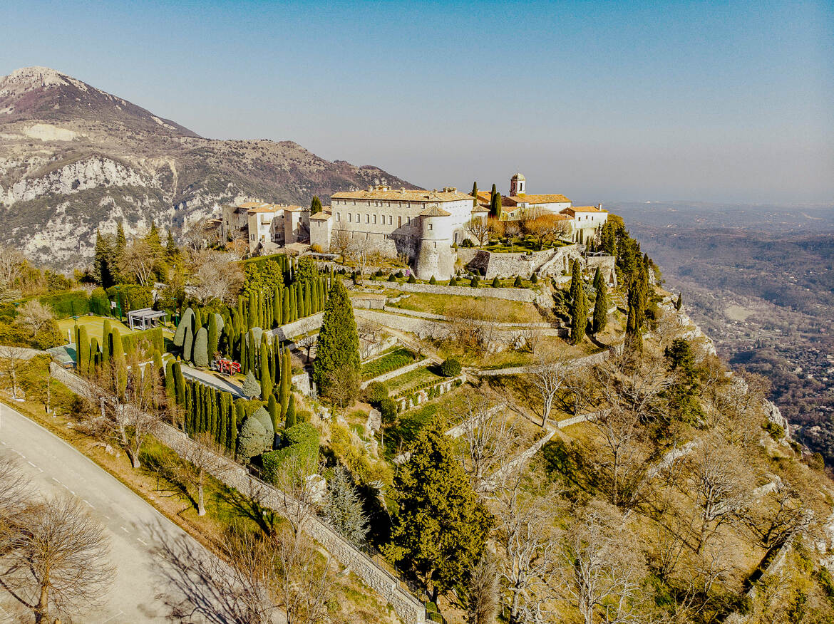 Gourdon sur sa colline