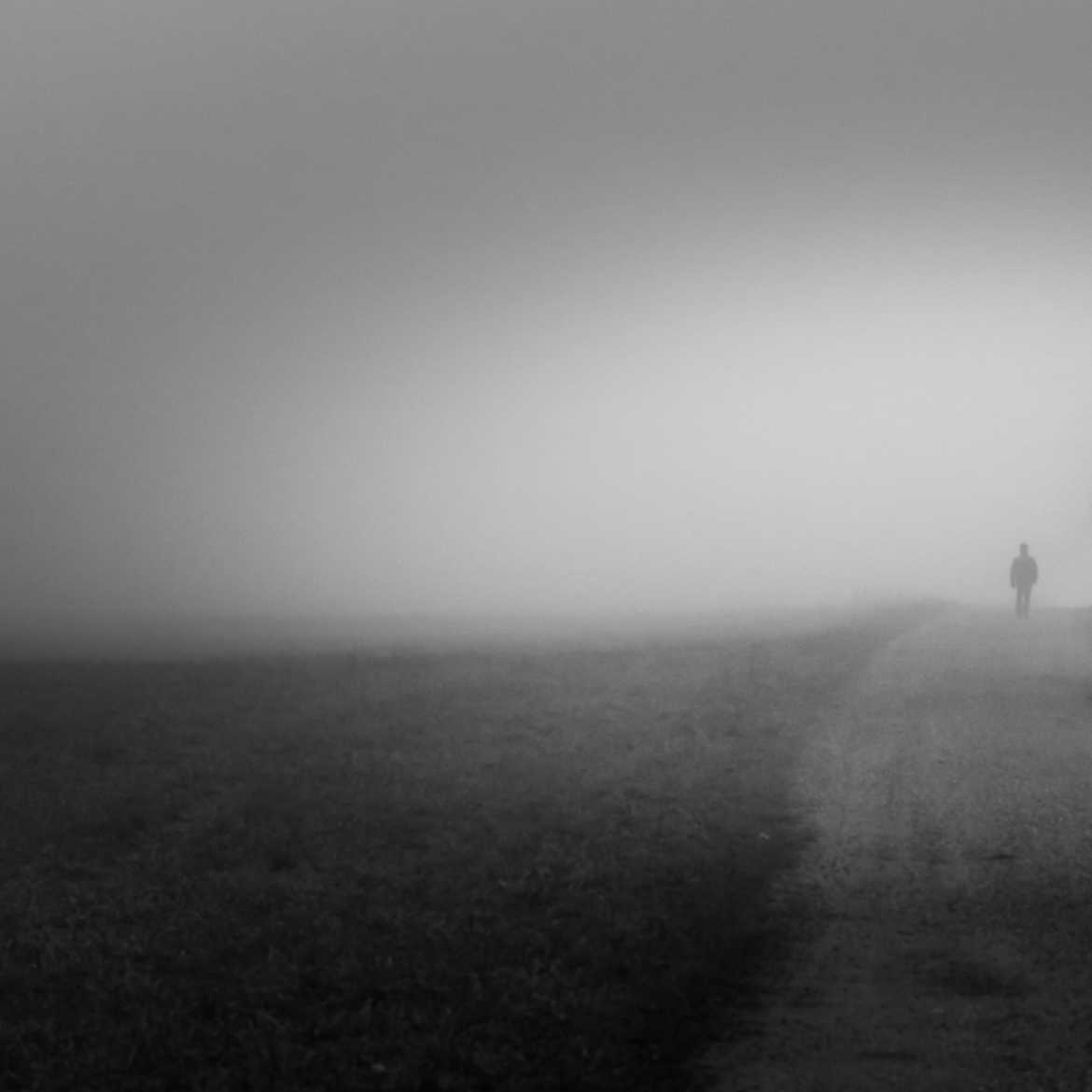 Concours Photo - Solitude - Je marche seul... par Jacky67