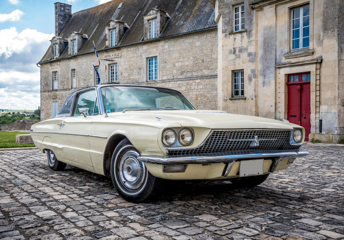 Ford Thunderbird