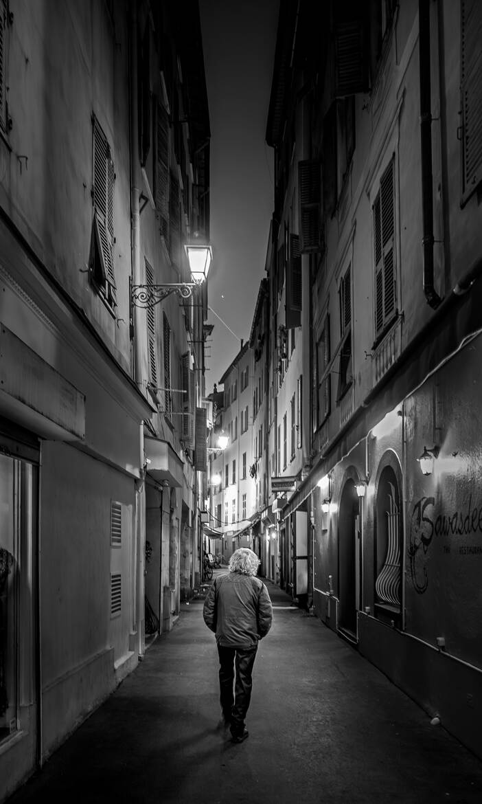 Je m'en allais ......