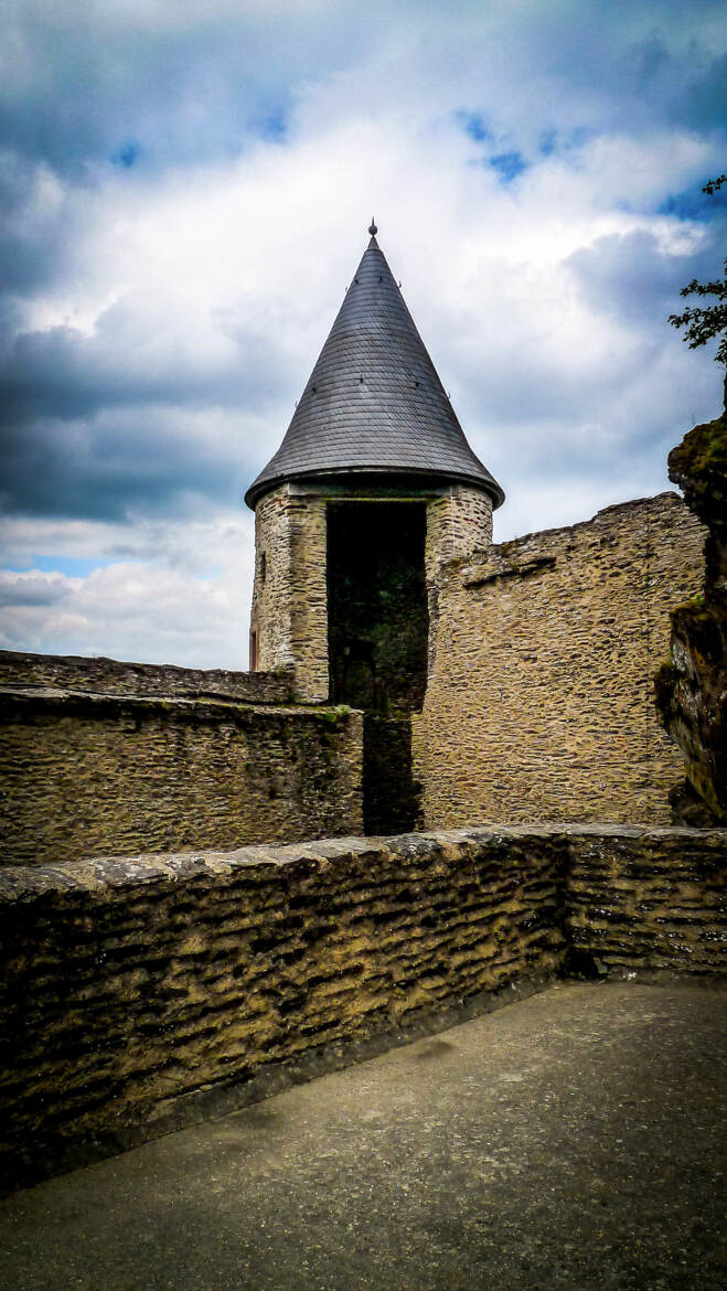 Castle Bourscheid 2