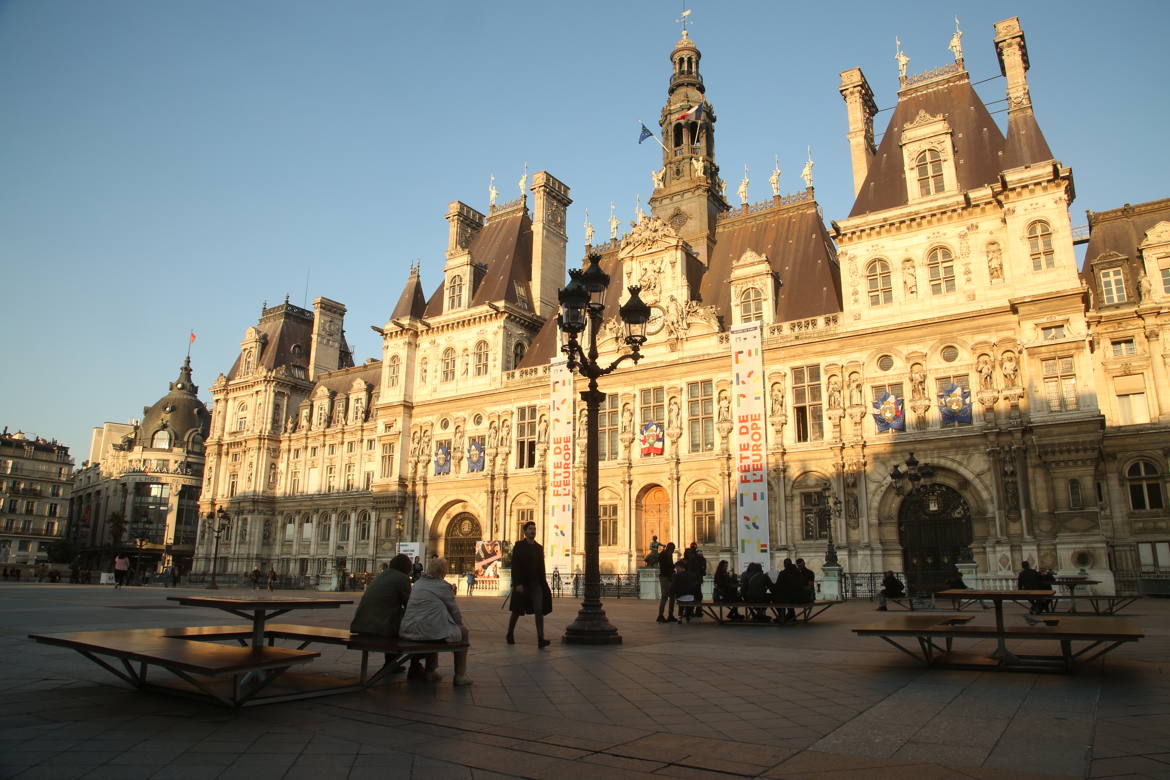 Hotel de ville ( paris )