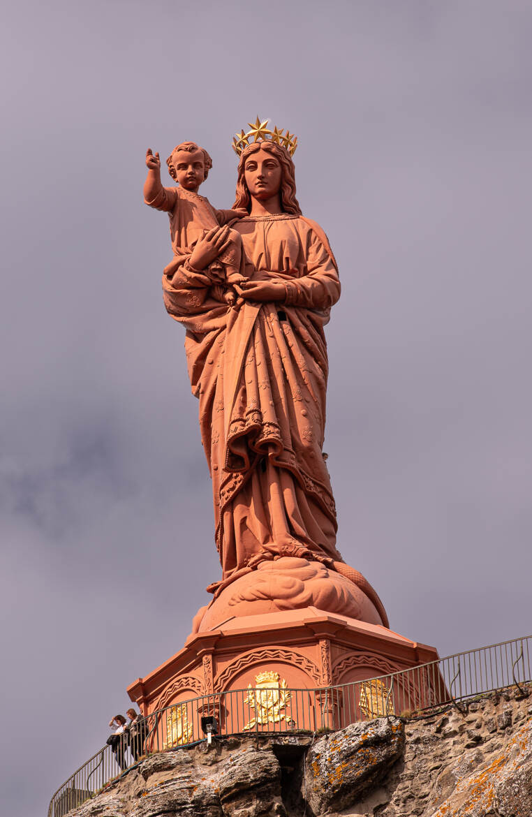 Statue Notre-Dame