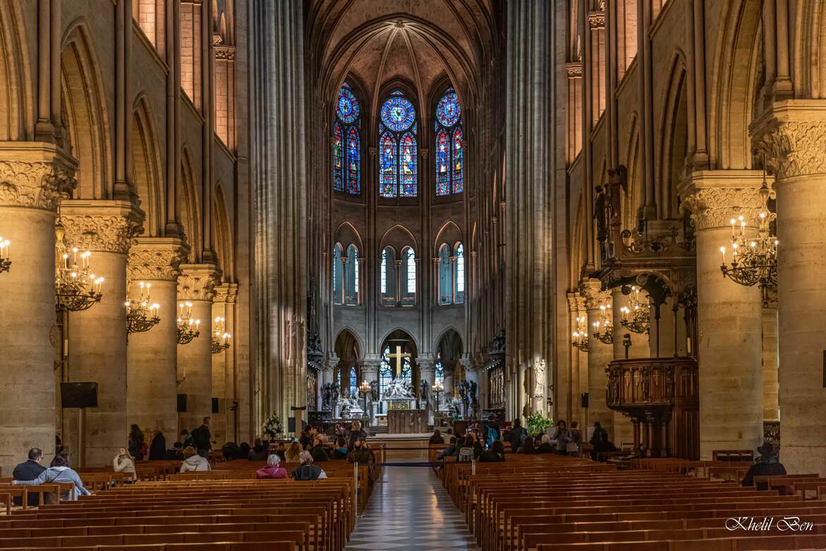 1 - CATHEDRALE NOTRE DAME DE PARIS