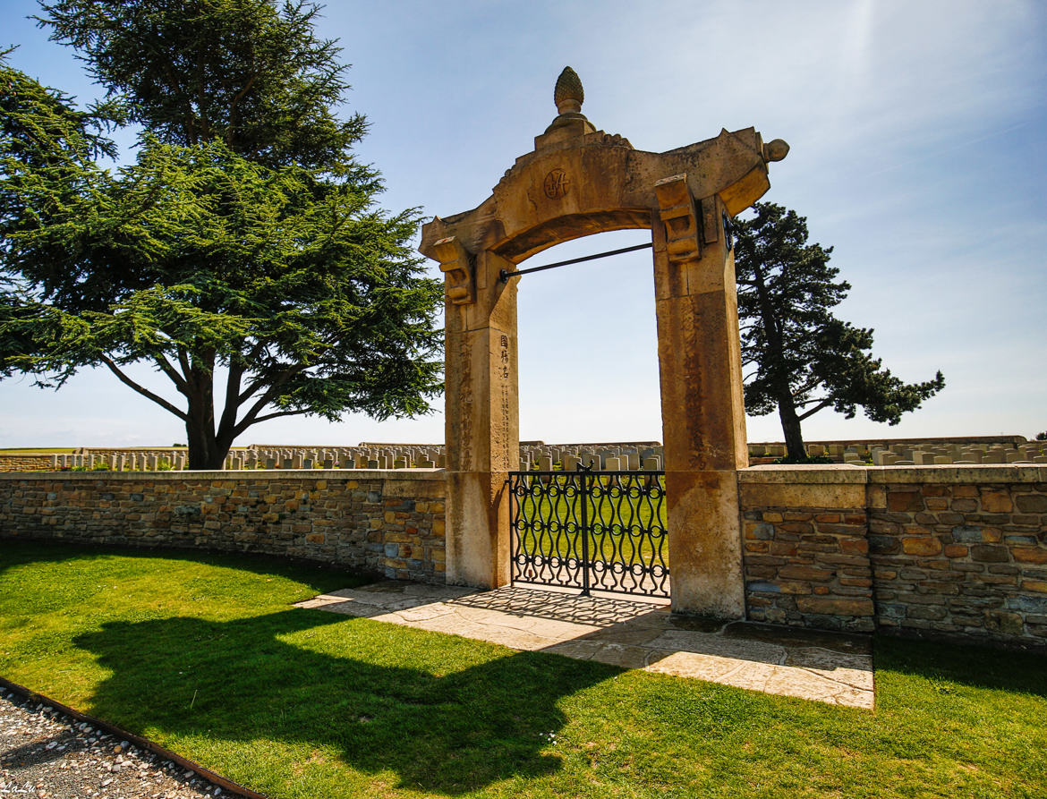 cimetière chinois  **