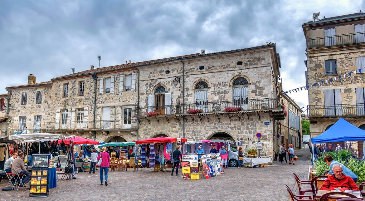 Sur la place du marché !