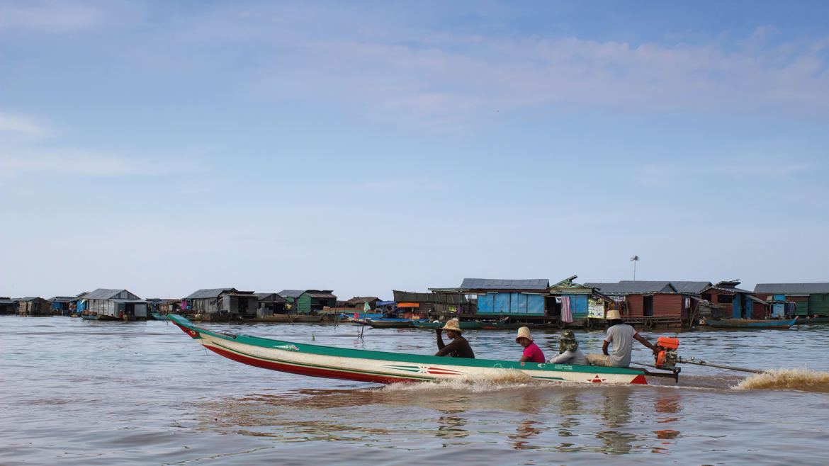 Transport sur le Tonle Sap