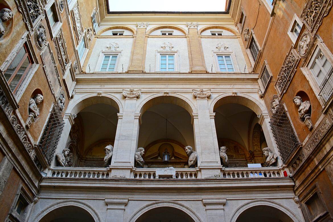 Palazzo Mattei di Giove,