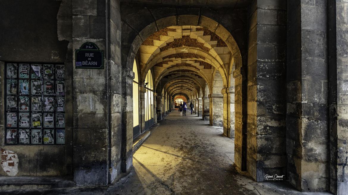 Les arcades de la place des Vosges