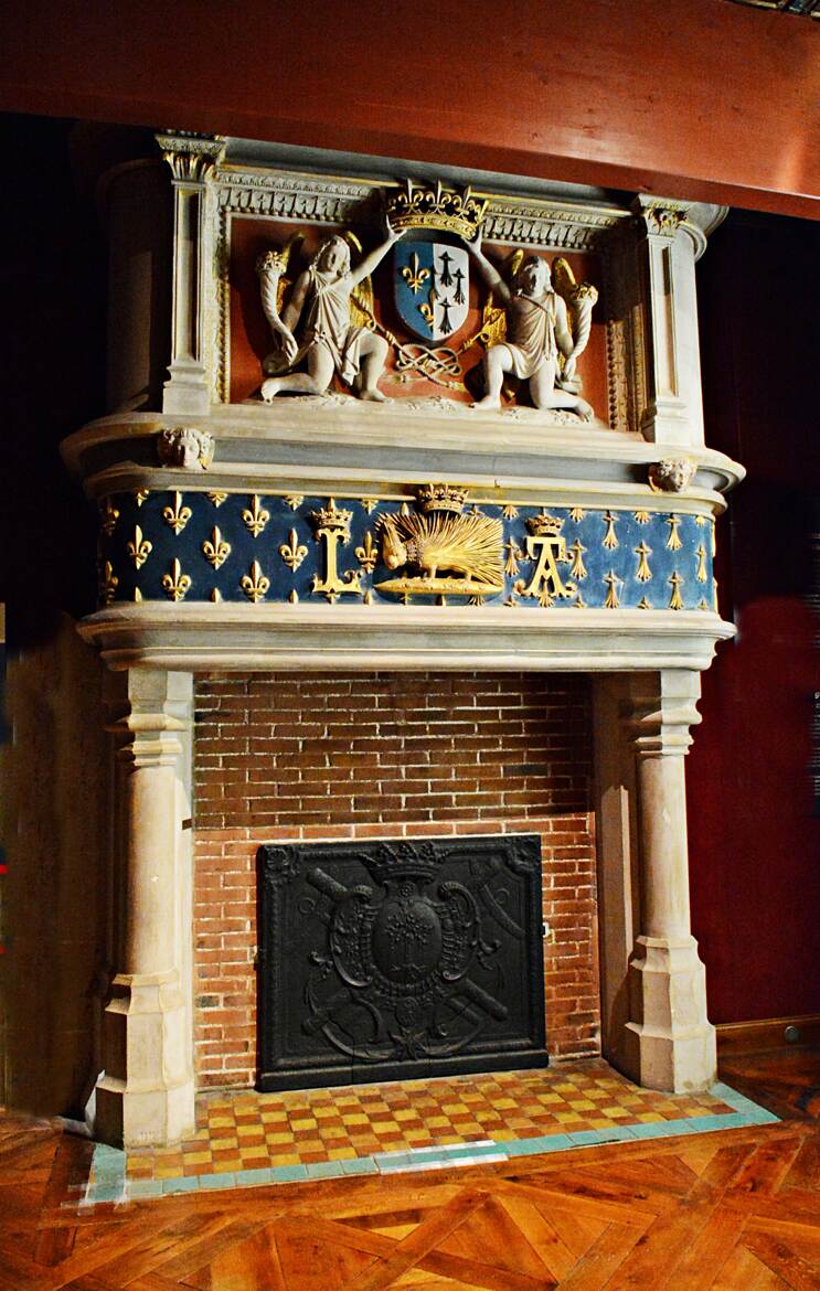 Cheminées du Château Royal de Blois 1